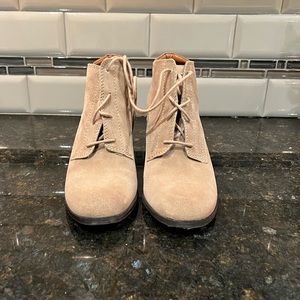 Womens size 7.5 Lucky Brand beige, suede, lace up wedge booties